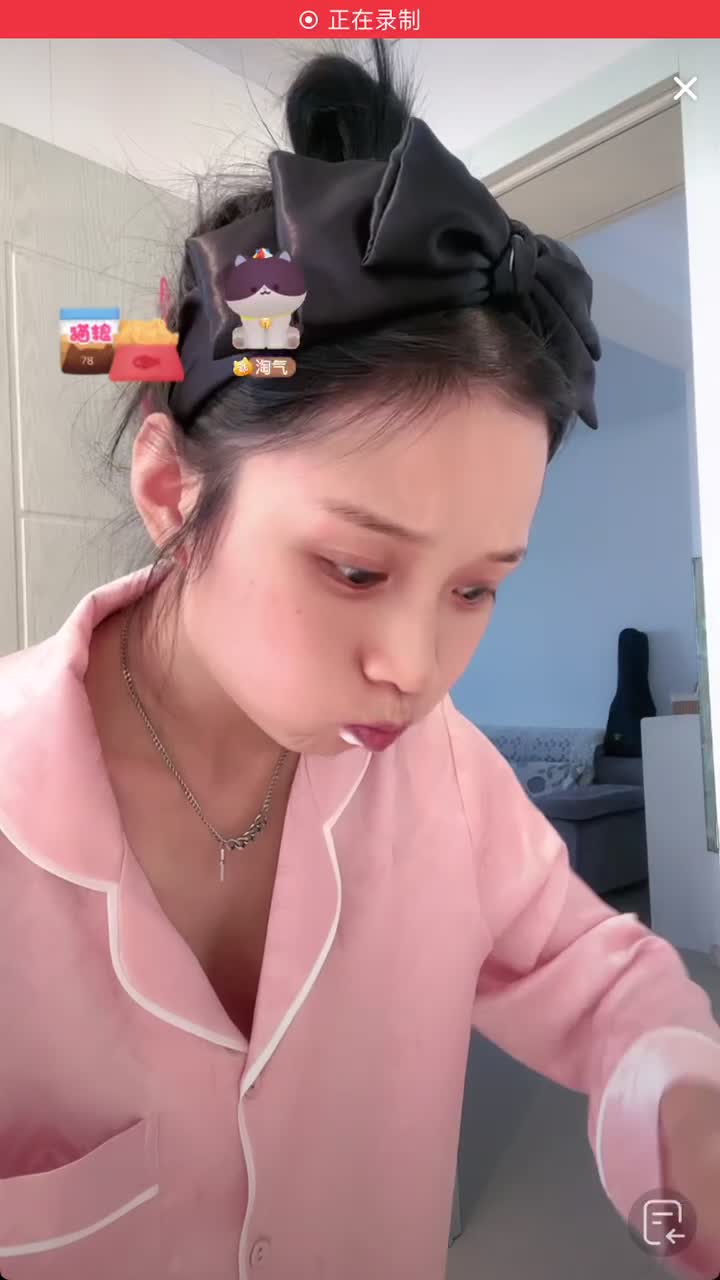 #網紅直播 #漏點閃現 (32)