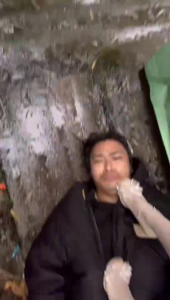 想這樣被踩在腳底下嗎 ？