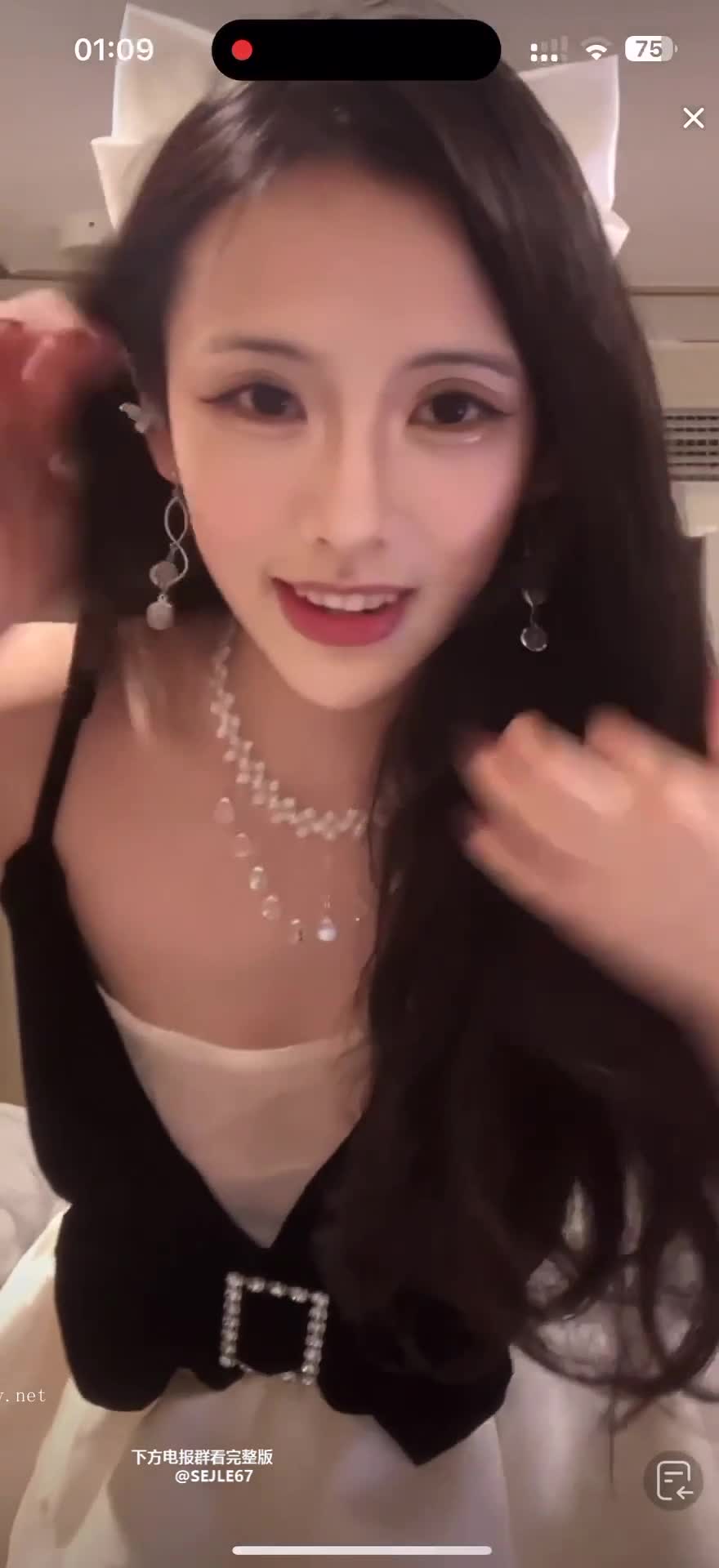 直播閃現系列 抖音擦邊顏值主播各顯神通 #閃現 #走光 #露點 #真空 (67)