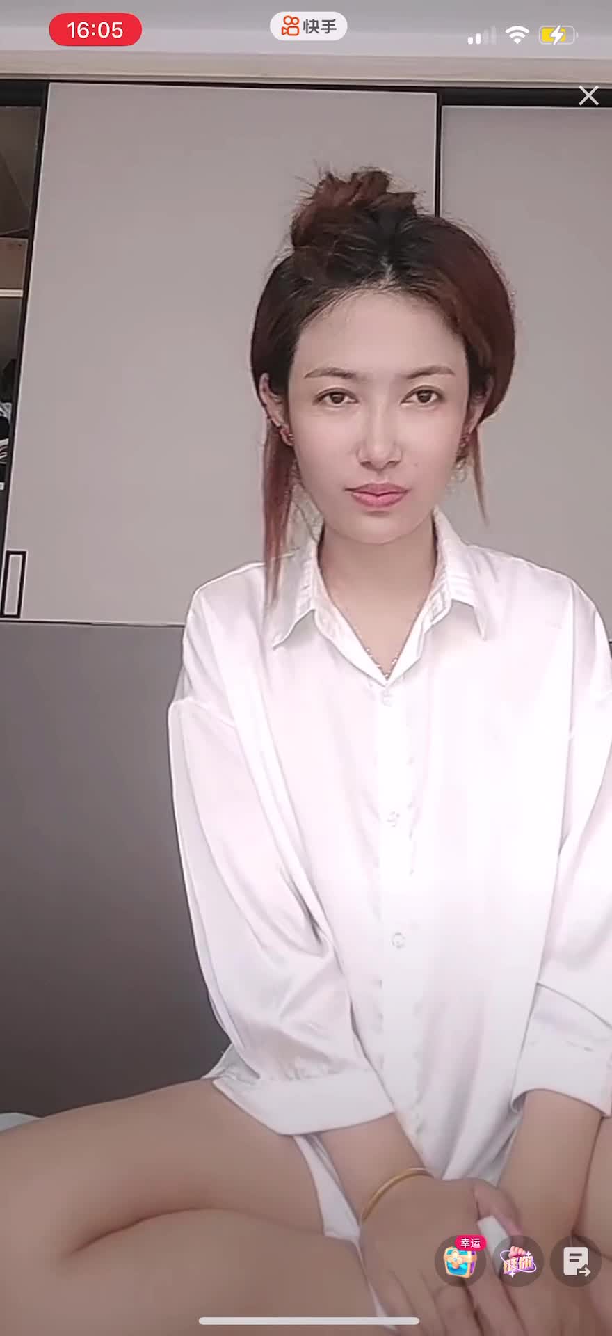 直播閃現系列 抖音擦邊顏值主播各顯神通 #閃現 #走光 #露點 #真空 (48)