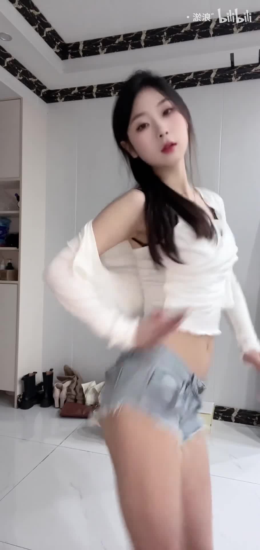 紫菜妹妹 送福利 #熱舞