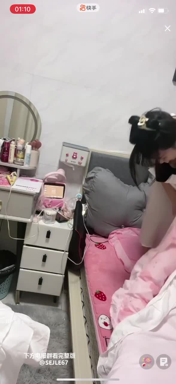 直播閃現系列 抖音擦邊顏值主播各顯神通 #閃現 #走光 #露點 #真空 (9)