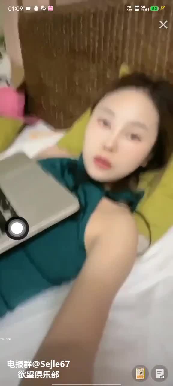 直播閃現系列 抖音擦邊顏值主播各顯神通 #閃現 #走光 #露點 #真空 (72)